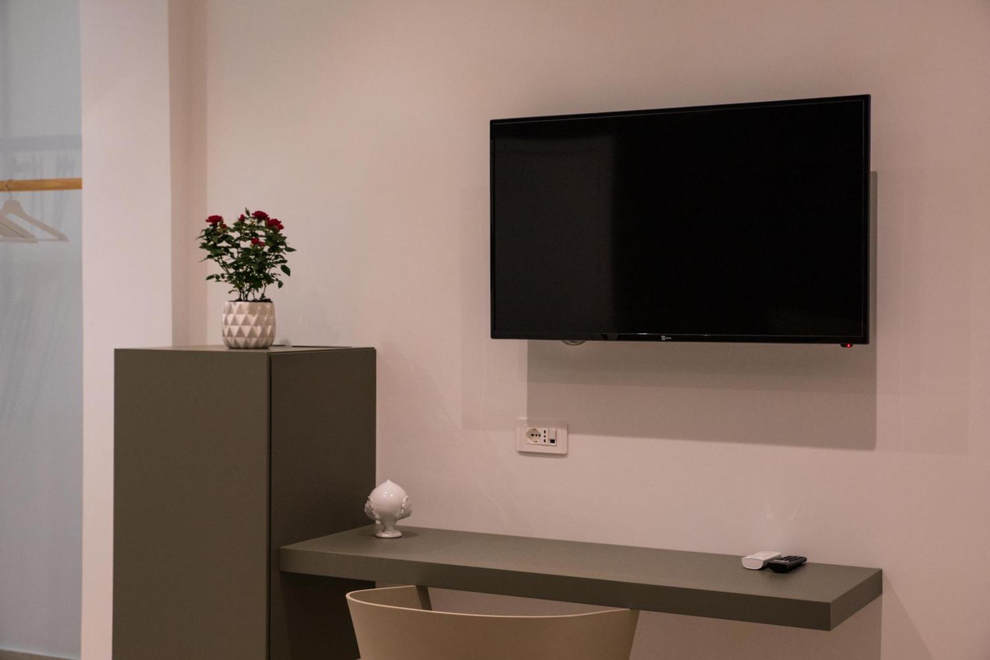 Your House Rooms 3 Conversano Exterior photo